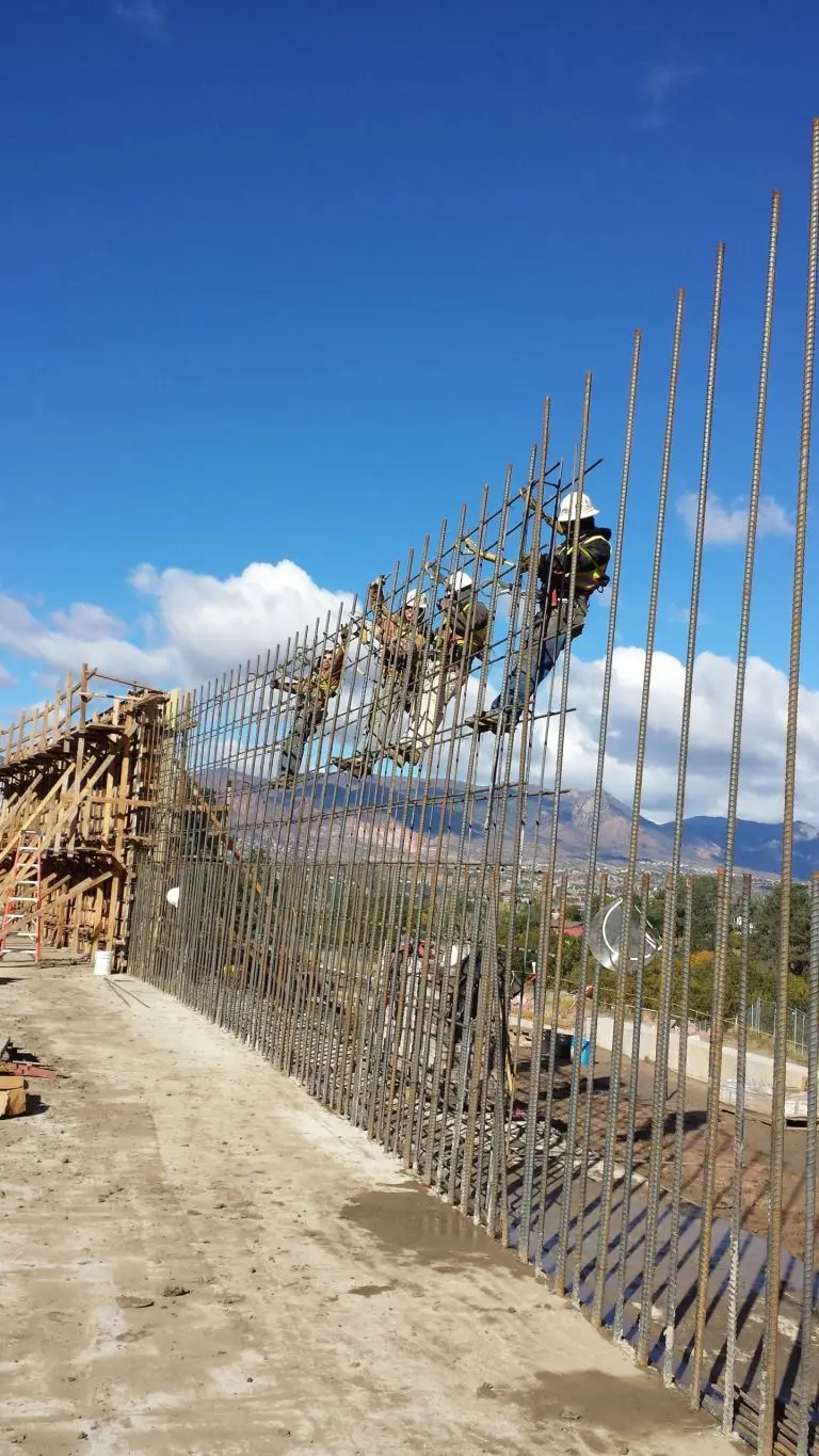 UCCS_Retaining_Wall_Kiewitt_Araco-10-scaled