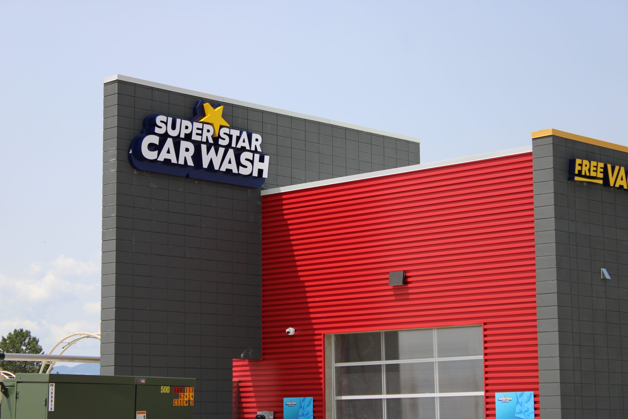 CAR WASHES